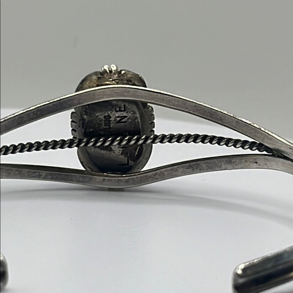 VINTAGE Leonard & Marian Nez Navajo Sterling Lapis Lazuli Cuff Bracelet - Picture 7 of 11